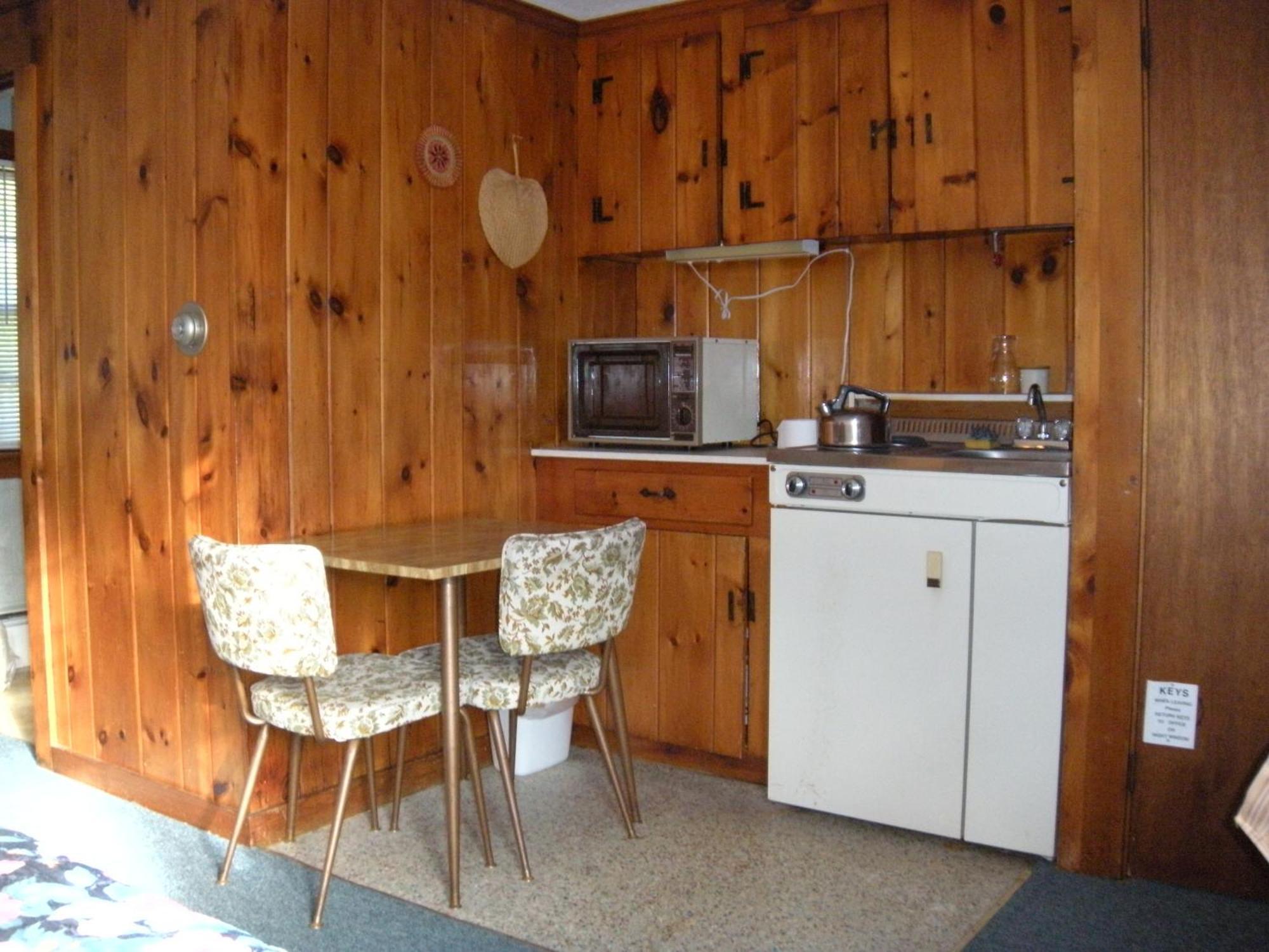 Bass River Motel เซาท์ยาร์มัธ ภายนอก รูปภาพ